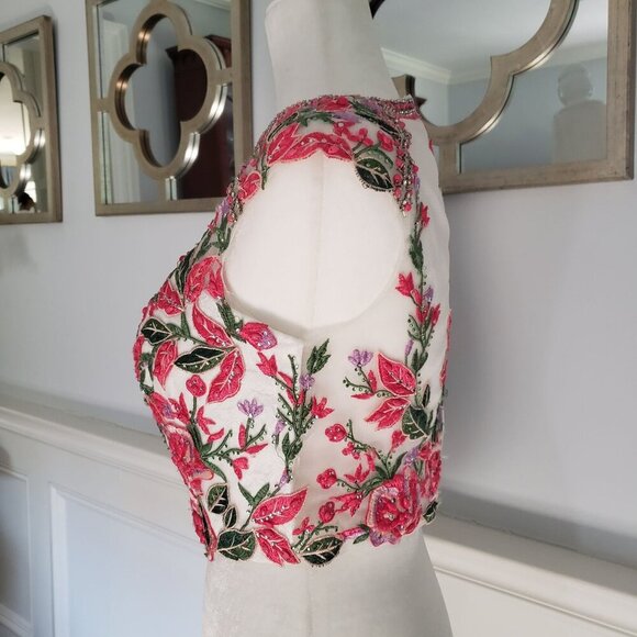 NEW Ellie Wilde Sheer Beaded Embroidered Sparkly Floral Sleeveless Crop Top SM - Picture 11 of 12